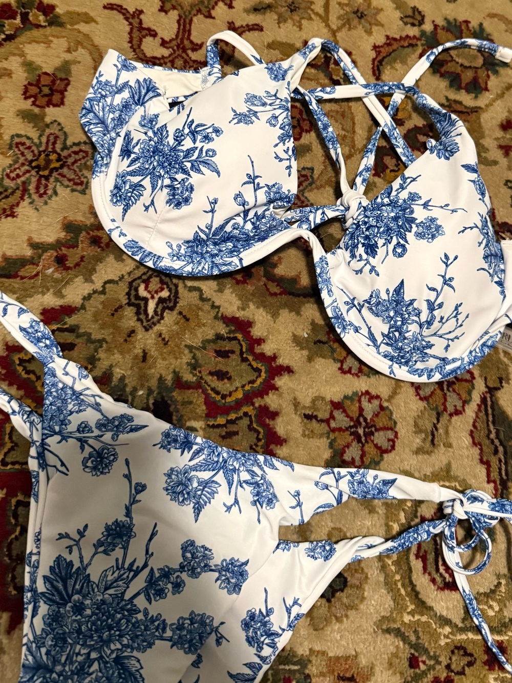 Berlook Paisley Swim Set - Picture 3 of 6